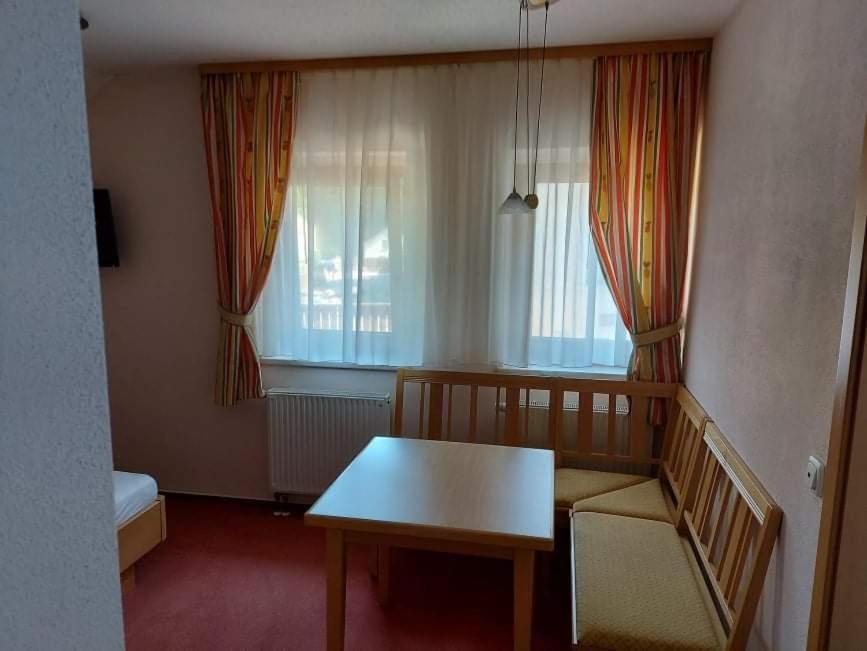 Gasthof Restaurant Jamas Hotel Pottenstein Kültér fotó